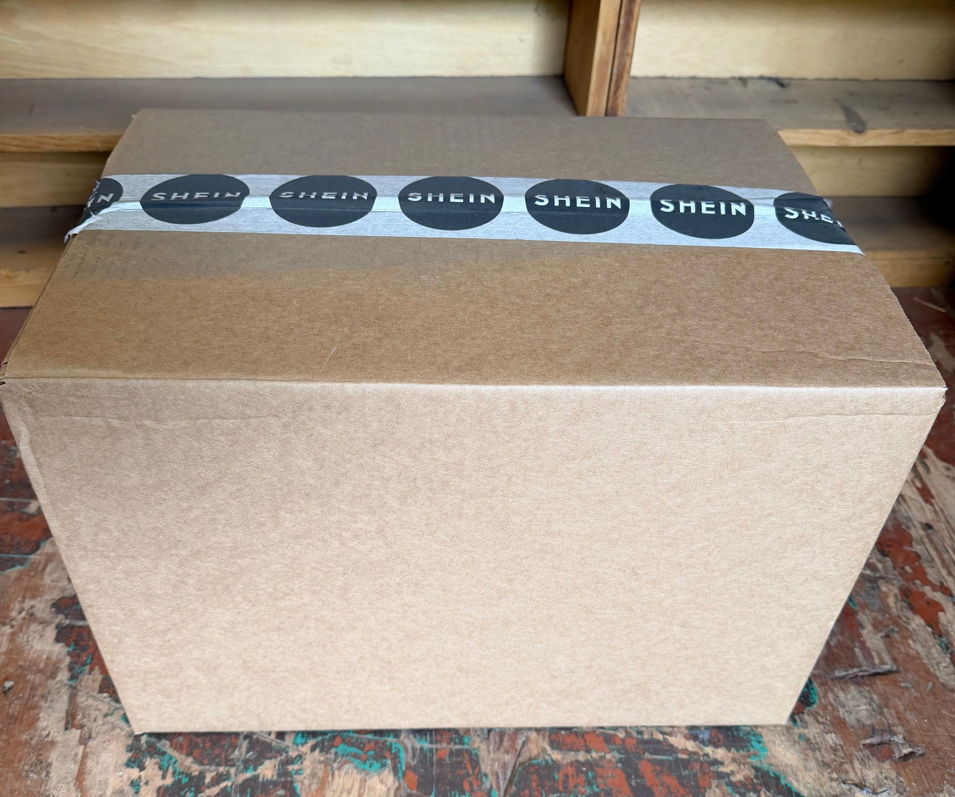 Shein mystery box blind box side view